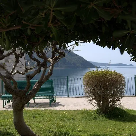 Holiday home Casa Canape Gioiosa Marea